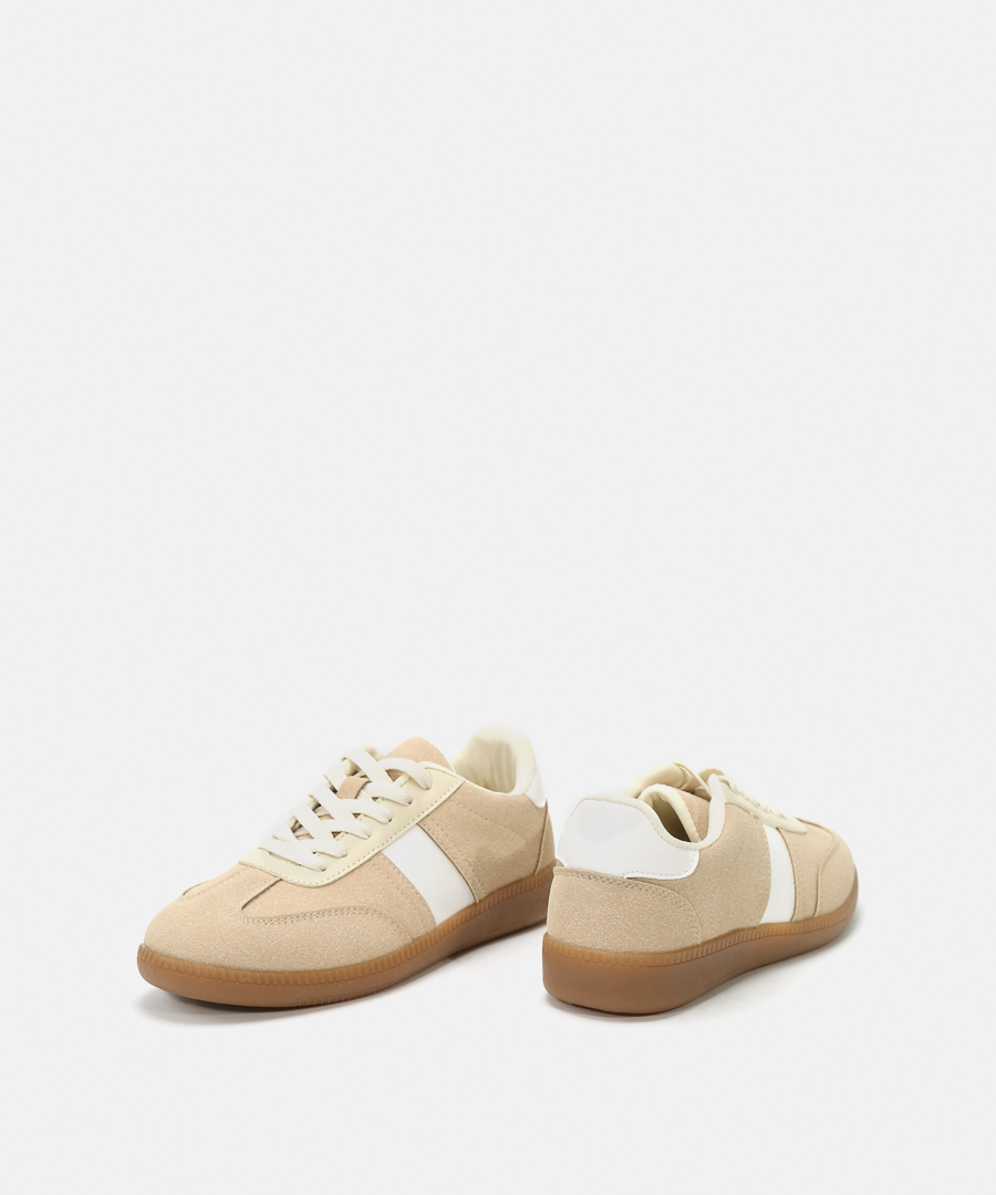 Sapatilhas casual retro image number null